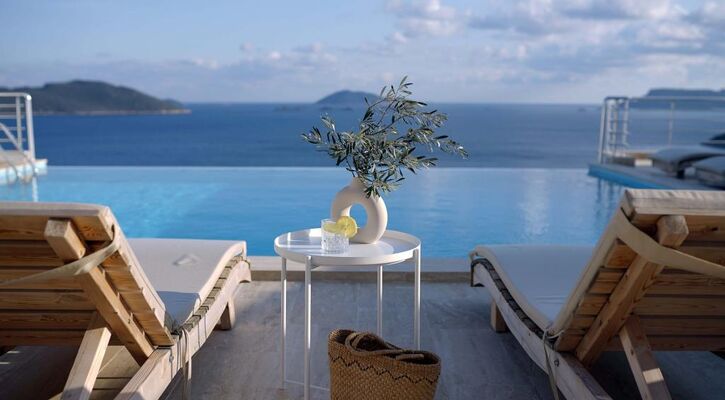 Blue Island Luxury Hotel (Adult Only +16)